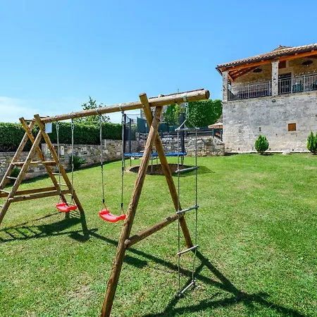 Amazing In Medancici With Wifi Holiday home *
