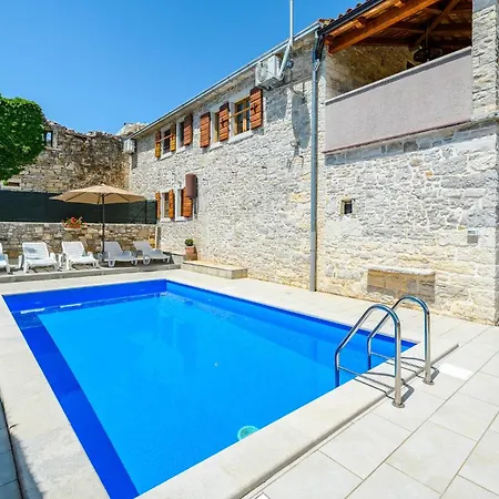 Holiday home Amazing In Medancici With Wifi *